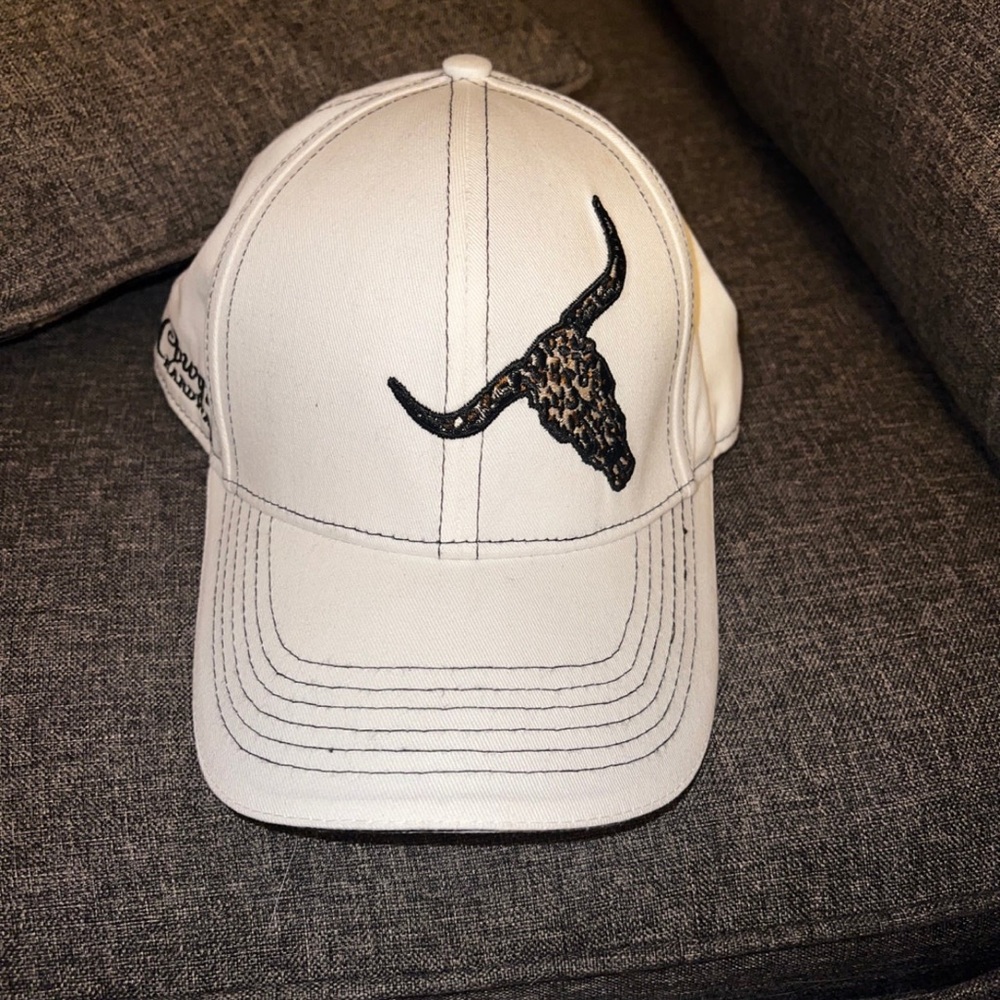 Cowgirl hardware hat